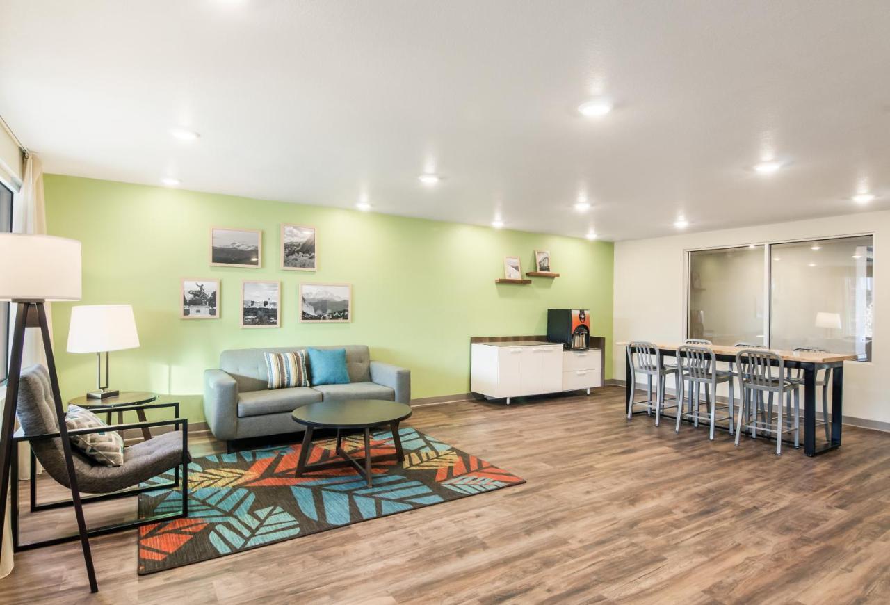 Woodspring Suites Thornton-North Denver Buitenkant foto